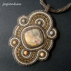 elegancki,unikalny,haft koralikowy - Wisiory - Biżuteria