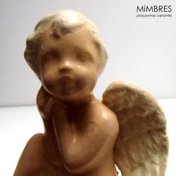 aniołek,figurka siedząca,nostalgiczny,całuśny - Ceramika i szkło - Wyposażenie wnętrz