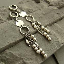 długie,srebrne kolczyki z perłami - Kolczyki - Biżuteria