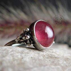 srebro,rubin,pierścionek,surowy - Pierścionki - Biżuteria