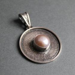 pierścionek srebro unikat faktura topione perła - Wisiory - Biżuteria