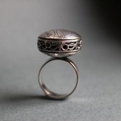 pierścionek faktura unikat antyczny - Pierścionki - Biżuteria