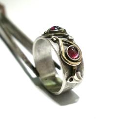 pierścień,srebro,zloto,granat - Pierścionki - Biżuteria