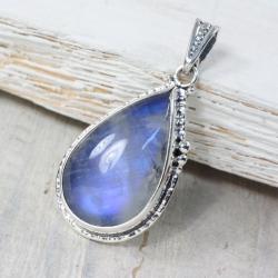 Srebrny wisiorek z kamieniem księżycowym - Wisiory - Biżuteria