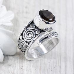 Srebrny,regulowany pierścionek z kwarcem dymnym - Pierścionki - Biżuteria