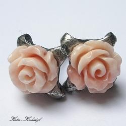 delikatne,drobne,romantyczne,sztyfty,róże - Kolczyki - Biżuteria