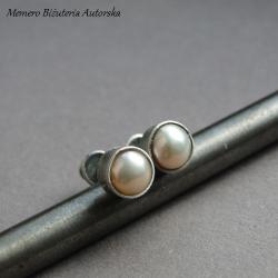 srebro,perły,pudrowe,sztyfty,wkrętki - Kolczyki - Biżuteria