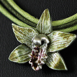 storczyk,orchidea,zielony,srebrny, - Wisiory - Biżuteria