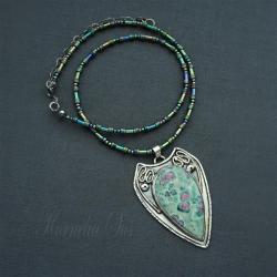 naszyjnik,srebrny,z fuchsytem,w zieleni - Naszyjniki - Biżuteria