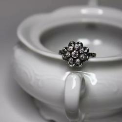 oryginalny pierścionek,oksydowany kwiat - Pierścionki - Biżuteria