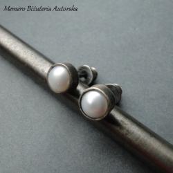 srebro,perły,sztyfty - Kolczyki - Biżuteria