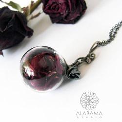 romantyczny srebrny naszyjnik z płatkami róż - Naszyjniki - Biżuteria