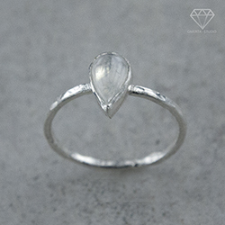 pierścionek,minimalizm,omerta,srebro,kamień ks - Pierścionki - Biżuteria
