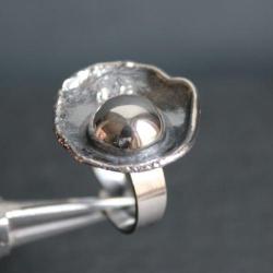pierścionek srebro unikat faktura topione perła - Pierścionki - Biżuteria