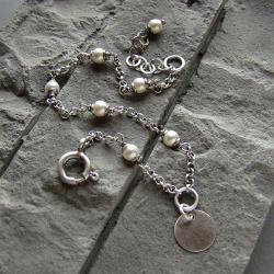 delikatna,srebrna bransoletka z perełkami - Bransoletki - Biżuteria