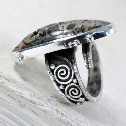 Srebrny,regulowany pierścionek z druzą - Pierścionki - Biżuteria