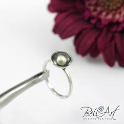 nowoczesny,pierścionek z perłą,delikatny - Pierścionki - Biżuteria
