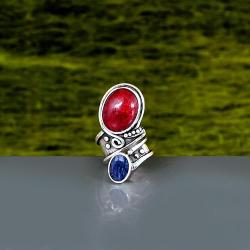Efektowny pierścionek z rubinem i szafirem - Pierścionki - Biżuteria