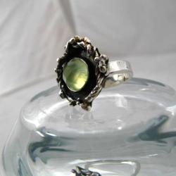 pierścionek srebrny z prenitem - Pierścionki - Biżuteria