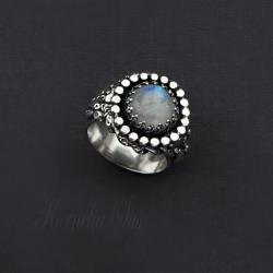 srebrny,szeroka obrączka,z kamieniem księżycowym - Pierścionki - Biżuteria