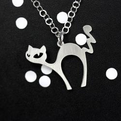 srebrny wisior kot,wisiorek kot na łańcuszku - Wisiory - Biżuteria